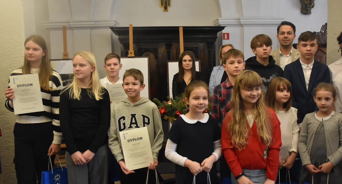 Konkursy, Ekologiczna szopka bożonarodzeniowa Znamy zwycięzców konkursu powiatowego! - zdjęcie, fotografia