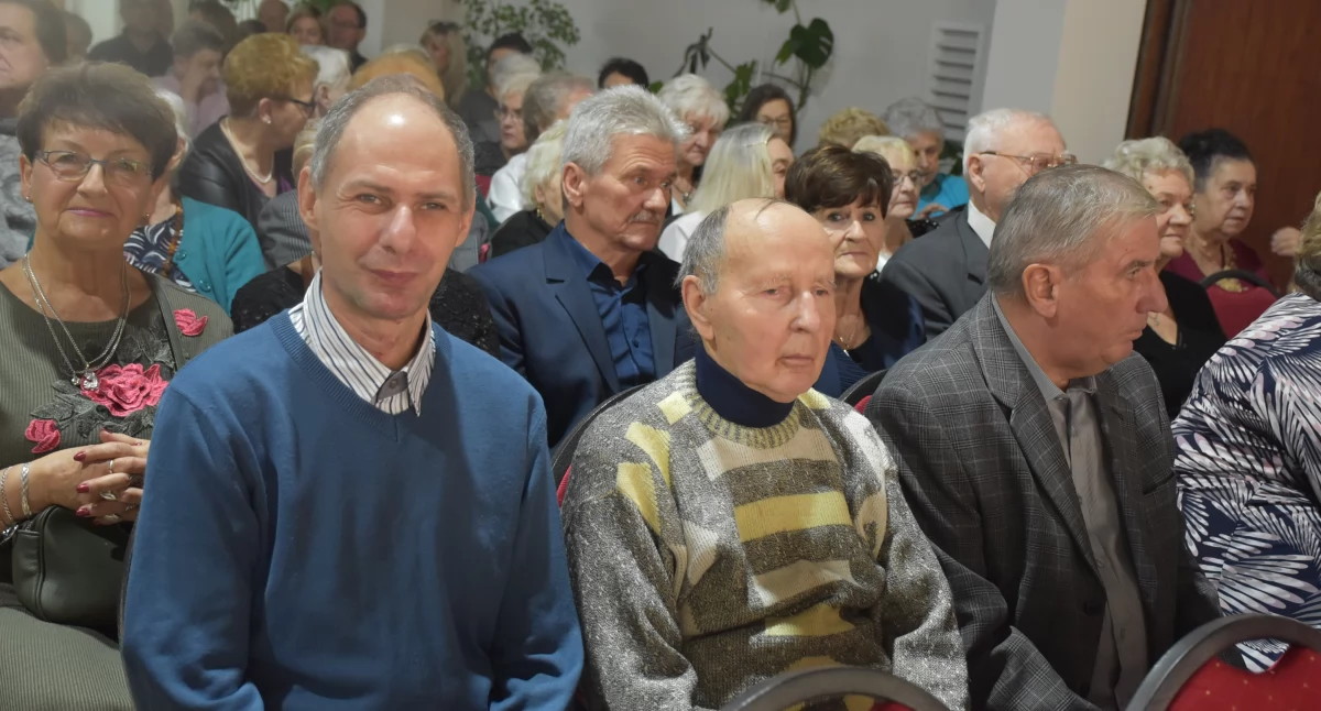 Spotkania, Miejska Wigilia samotnych „Ja My” (foto film) - zdjęcie, fotografia