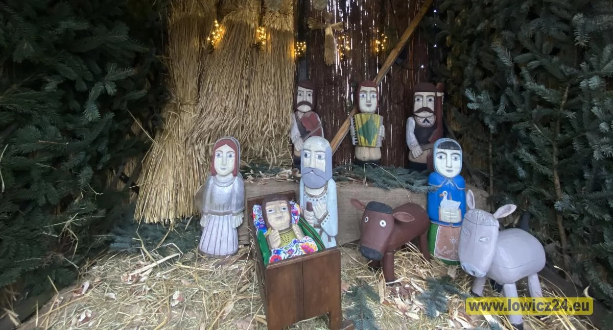Wasze sprawy, Szopka łowickim muzeum zachwyca mieszkańców (foto) - zdjęcie, fotografia
