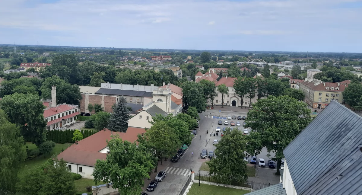 Urząd Miejski, jesteś zadowolony mieszkasz Łowiczu Ratusz przygotował ankietę - zdjęcie, fotografia