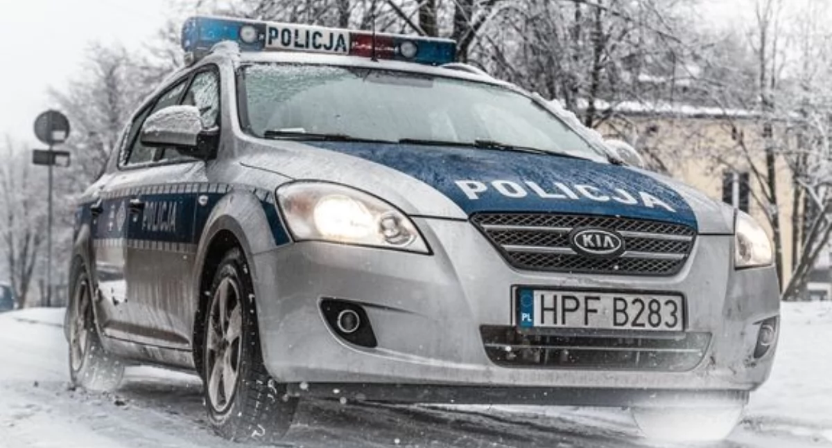 Komunikaty policji , Policja apeluje ostrożnośc drodze - zdjęcie, fotografia