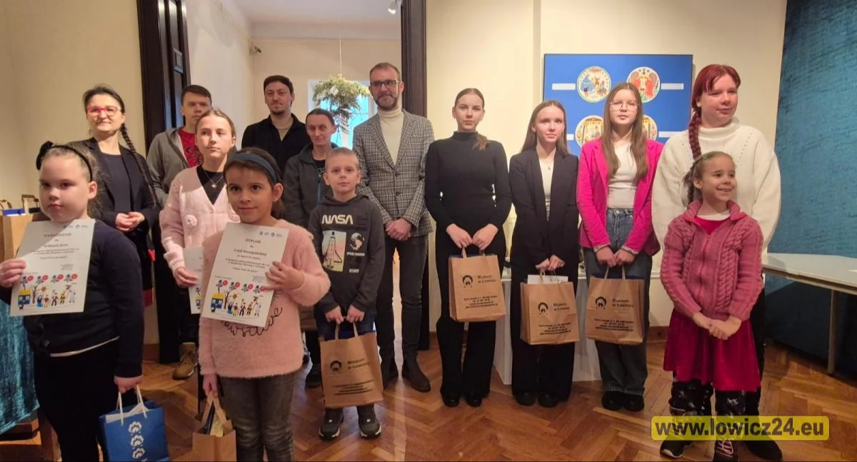 Konkursy, „Niech darzy” konkurs najpiękniejszą kartkę rozstrzygnięty (foto) - zdjęcie, fotografia