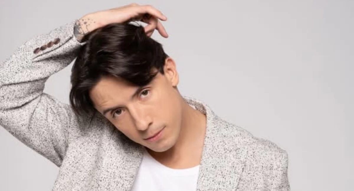 Akcje charytatywne, Dawid Kwiatkowski Łowiczu! Muzyczna niespodzianka podczas Gwiazd Gwiazdkę! - zdjęcie, fotografia