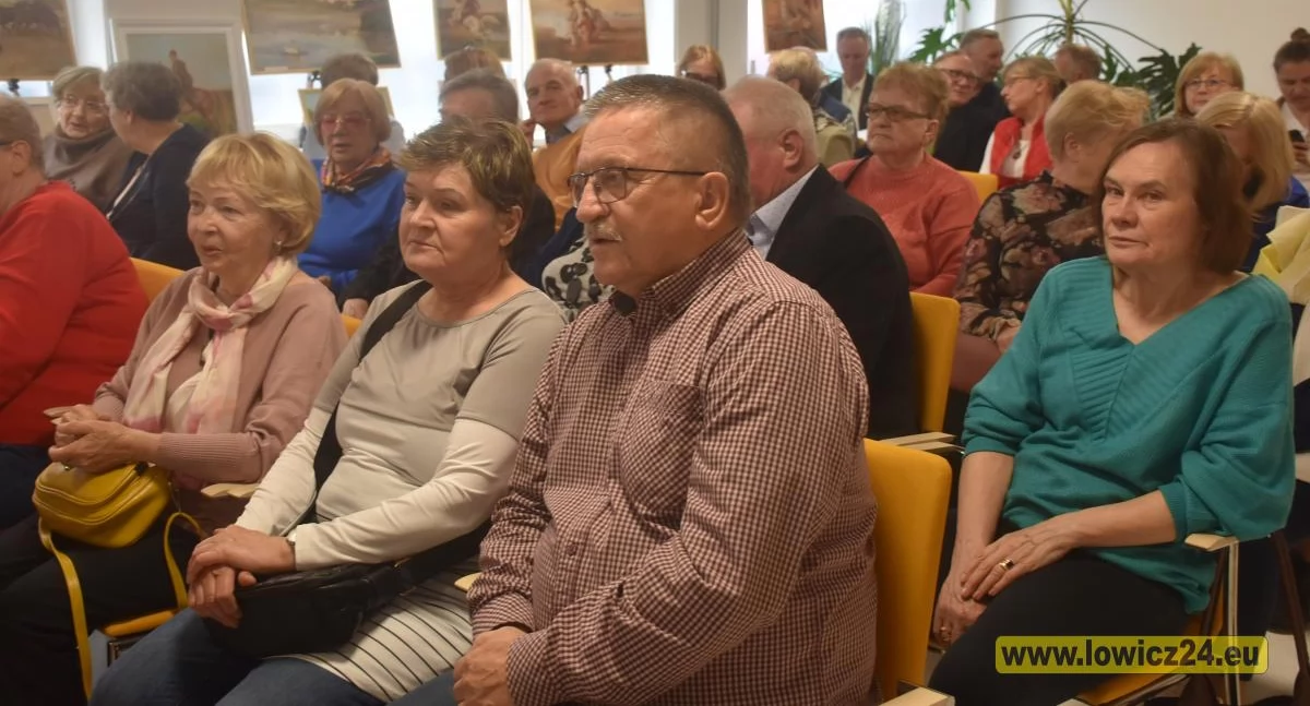 Stowarzyszenia, Łowicki Uniwersytet Trzeciego Wieku zaprasza spotkanie dotyczące przyszłości Łowicza - zdjęcie, fotografia