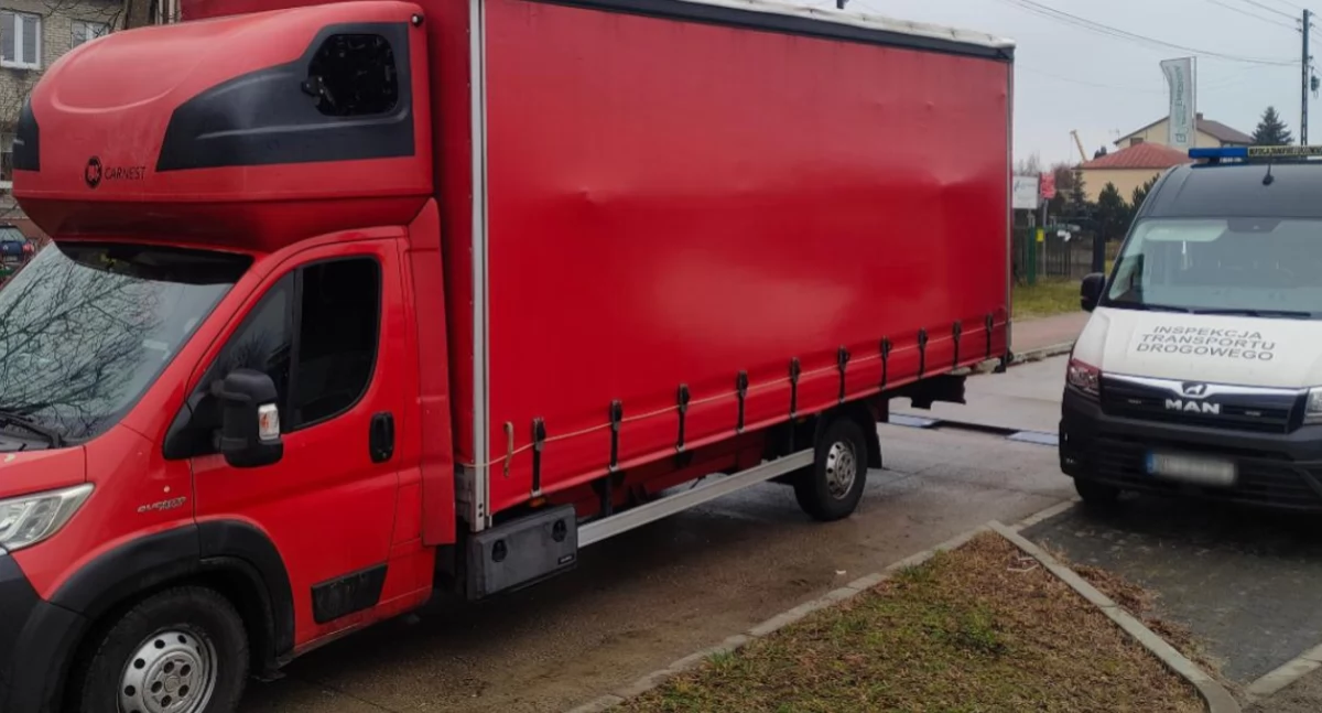 Komunikaty inspekcji transportu drogowego, Blisko nadwagi! Łowiccy inspektorzy tropie przeładowanych pojazdów - zdjęcie, fotografia