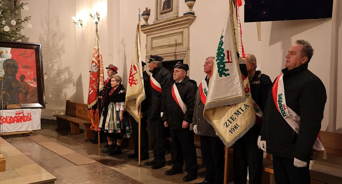 Kościół, Obraz Matki Bożej Robotników Solidarności kościele Pijarów (foto) - zdjęcie, fotografia