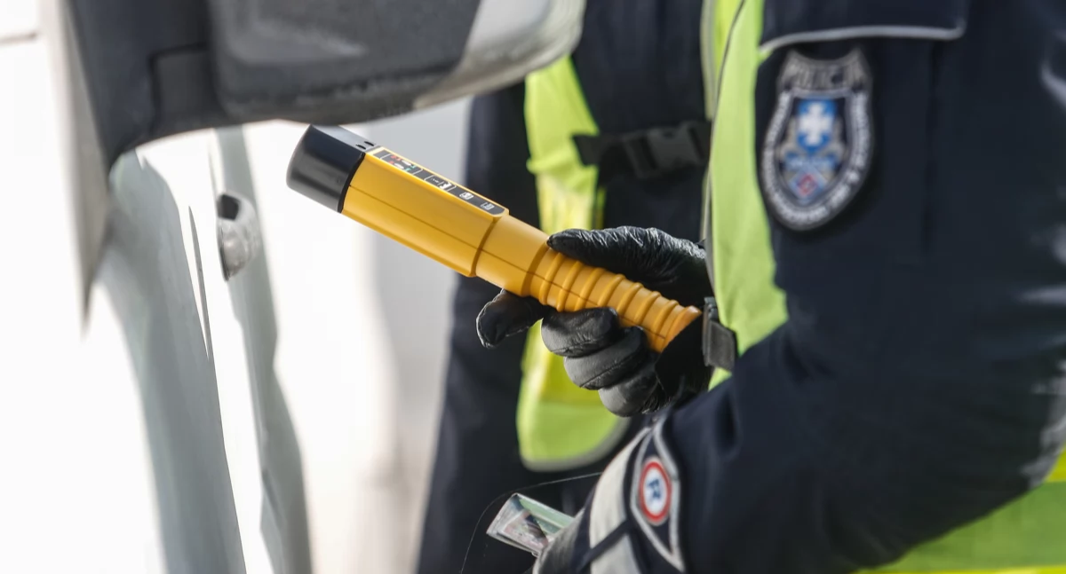 Kronika policyjna, Podwójny zakaz alkohol kółkiem Policja zatrzymała dwóch kierowców - zdjęcie, fotografia
