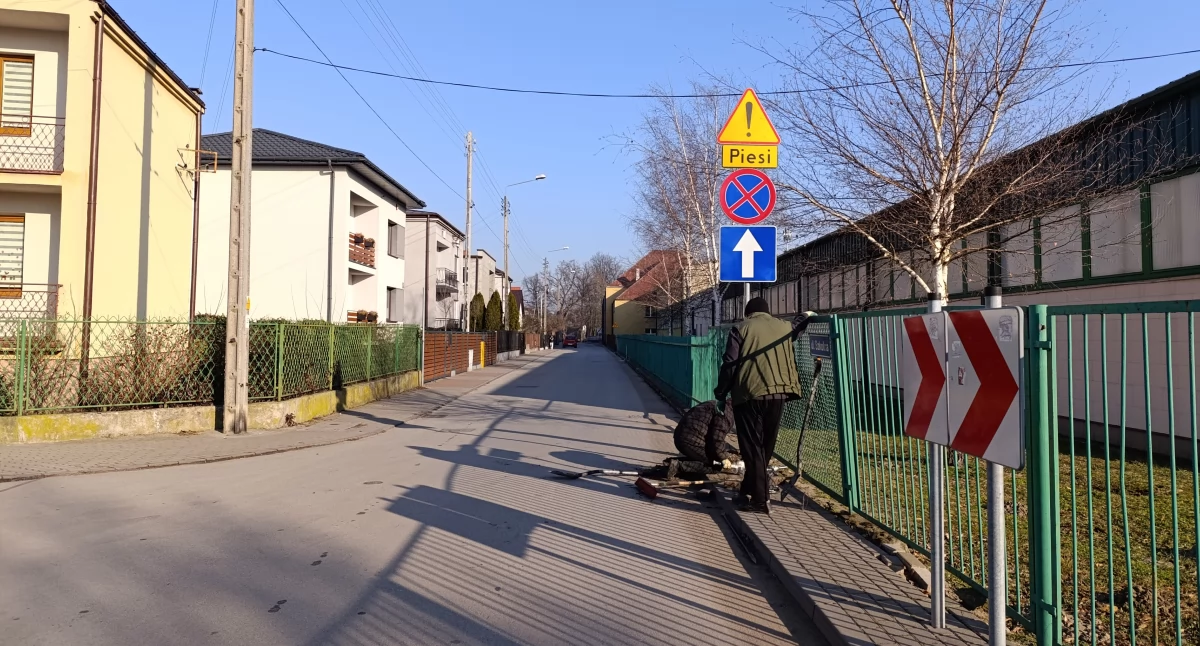 Wasze sprawy, Zmiana organizacji ruchu Szkolnej zasady kierowców (foto) - zdjęcie, fotografia
