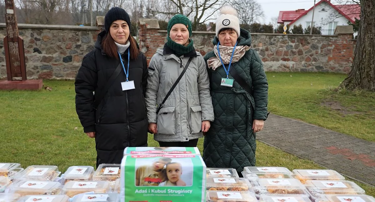 Akcje charytatywne, Kiermasz ciast Domaniewicach rekordowym wynikiem - zdjęcie, fotografia