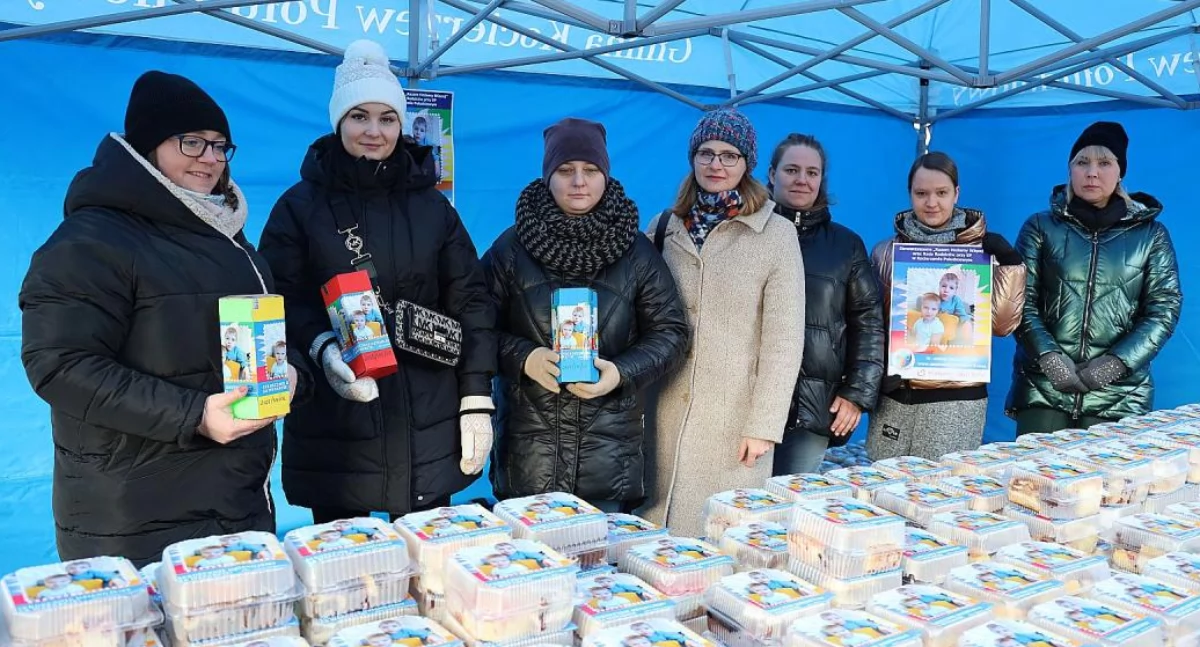 Akcje charytatywne, Kocierzew Oszałamiająca kwota kiermaszu ciast! - zdjęcie, fotografia