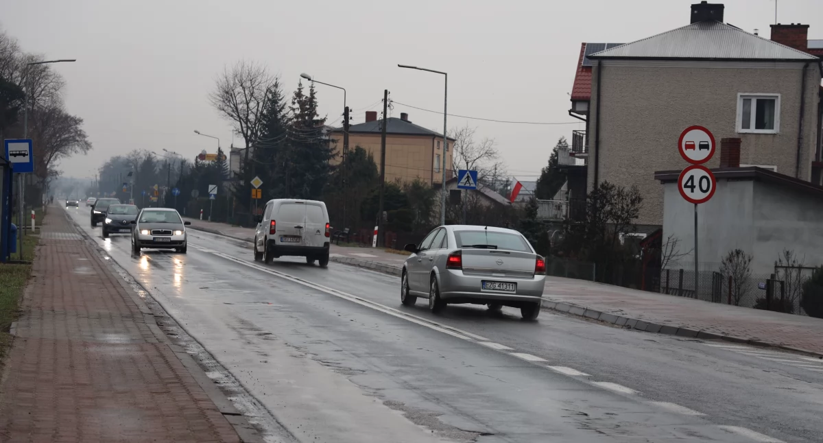Ciekawostki, Generalny Pomiar Ruchu Liczą pojazdy drogach krajowych wojewódzkich - zdjęcie, fotografia