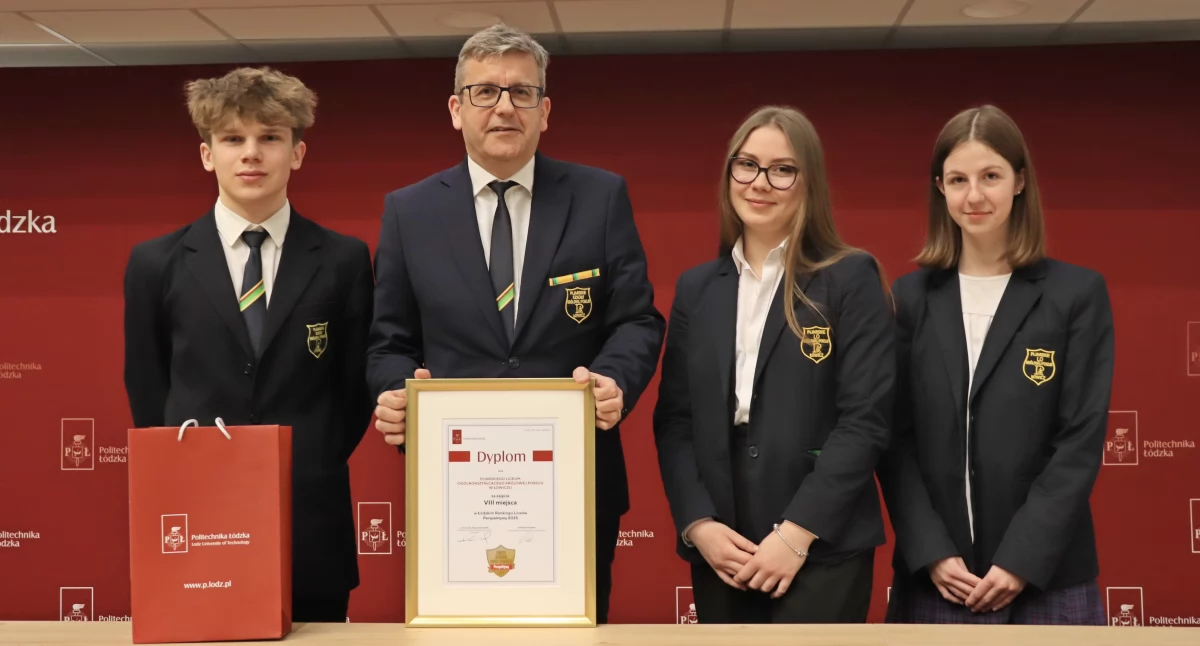 Szkoły, Pijarskie liderem edukacji! (foto) - zdjęcie, fotografia