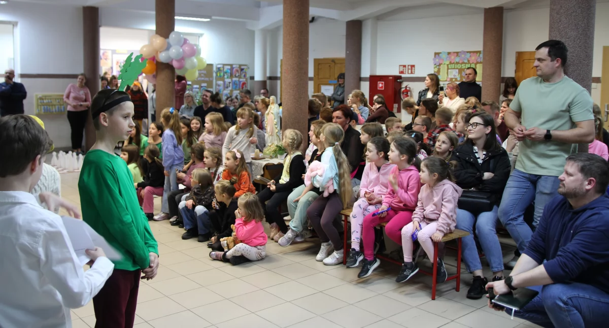 Szkoły, Pijarska zaprosiła Dzień Małego Odkrywcy (foto) - zdjęcie, fotografia