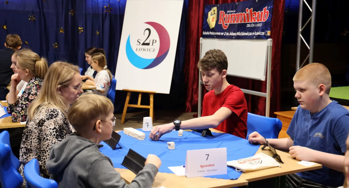Szkoły, Drugi Szkolny Turniej Rummikub Łowiczu (foto) - zdjęcie, fotografia