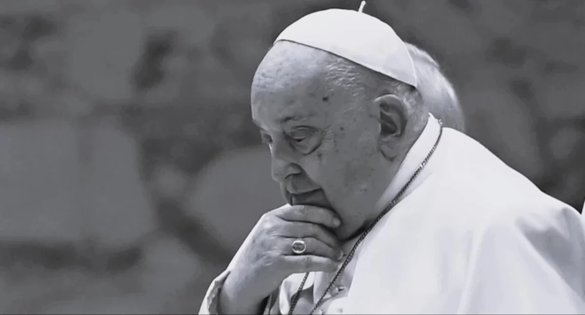 Kościół, Papieża Franciszka żegna cały świat Wśród żegnających także Osial Łowicza - zdjęcie, fotografia