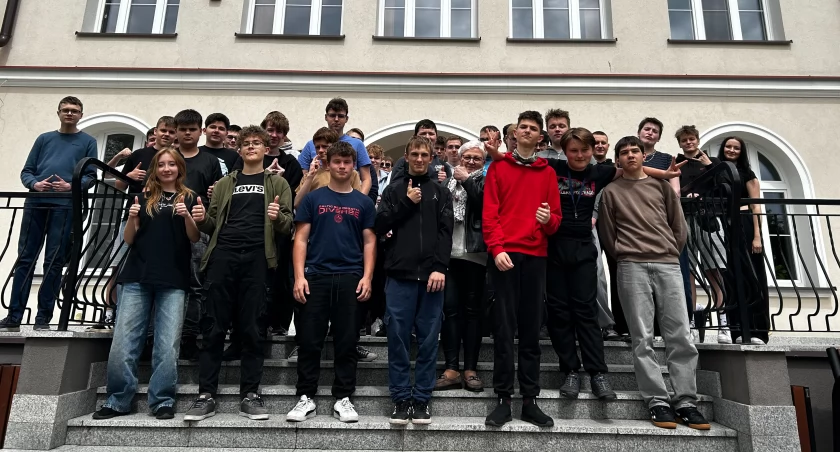 Uczniowie ZSP nr 2 w Łowiczu na III miejscu na ponad 100 szkół z całego kraju!