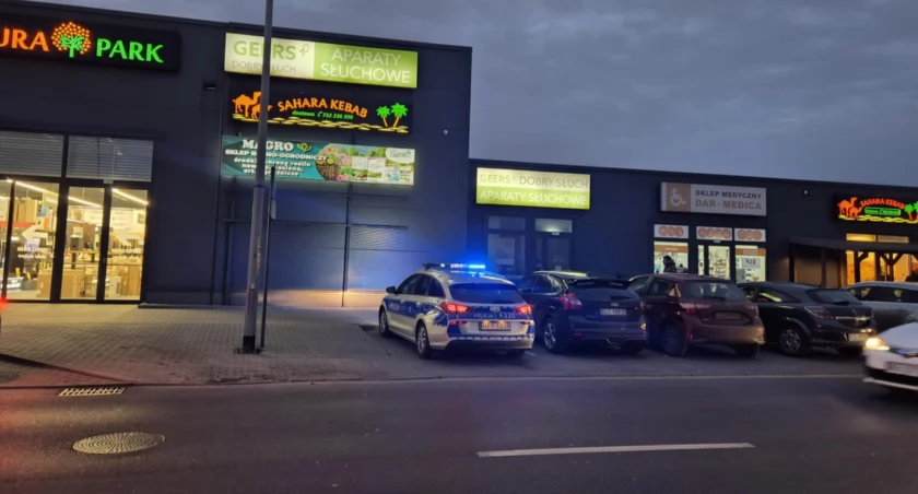 Stłuczka dwóch opli w Łowiczu