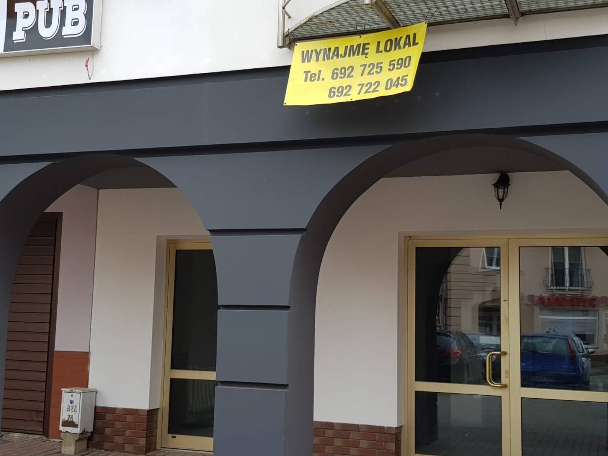  | Zdjęcie dotyczy Łowicki handel na wymarciu zostało dodane przez Portal lowicz24.eu - w dniu 2020-05-16 id nr: 4162099 | 