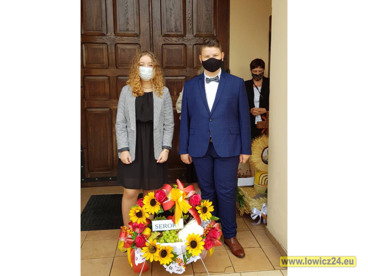  | Zdjęcie dotyczy Dożynki parafialne w parafii pw.Chrystusa Dobrego Pasterza zostało dodane przez Portal lowicz24.eu - w dniu 2020-08-30 id nr: 4276645 | 