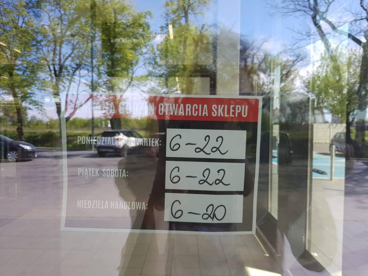  | Zdjęcie dotyczy Sklepy zmieniły godziny otwarcia. Sprawdź, do której czynny jest Twój sklep zostało dodane przez Portal lowicz24.eu - w dniu 2020-05-10 id