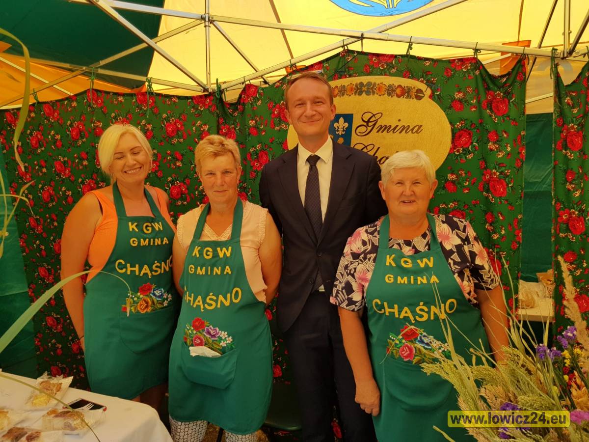  | Zdjęcie dotyczy Skansen w Maurzycach. Trwa Święto Matki Boskiej Zielnej (FOTO i VIDEO) zostało dodane przez Portal lowicz24.eu - w dniu 2020-08-15 id nr: 42