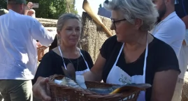 Zdjęcie dotyczy: Święto Karpia 2025. Tradycja, folklor i konkurs kulinarny (foto,film)