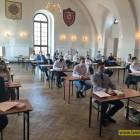 Uczniowie ZSP Nr 1 im. 10 Pułku Piechoty w Łowiczu