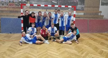 Męska reprezentacja z Medyka najlepsza w powiatowych zawodach w piłkę ręczną (foto)