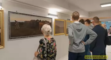 Nowoczesna sztuka w bibliotece. „Chełmoński w 3D” zachwycił odwiedzających