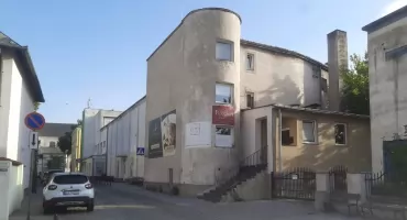 Łowicz. Mieszkania w miejscu dawnego kina? Radni przyjęli nowy plan zagospodarowania przestrzennego (foto)