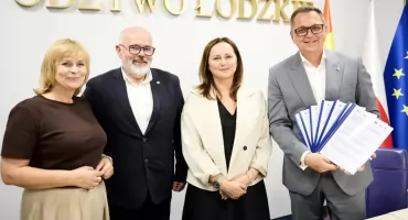 Koniec z wysłużonym taborem. Łowicz inwestuje w nowoczesne autobusy (foto)