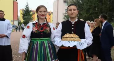 Dożynki w parafii Świętego Ducha w Łowiczu (foto, film)