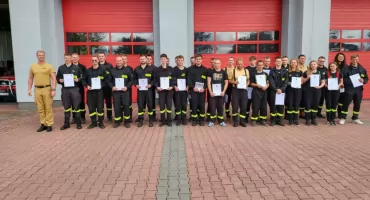 Strażacy z powiatu łowickiego ukończyli szkolenie podstawowe