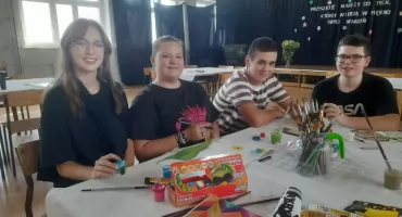 Międzynarodowy Dzień Kropki w ZSP nr 4 w Łowiczu (foto)