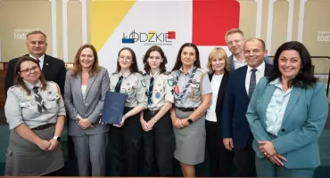 Harcerze z województwa łódzkiego otrzymali wsparcie na zakup sprzętu do szkoleń (foto)