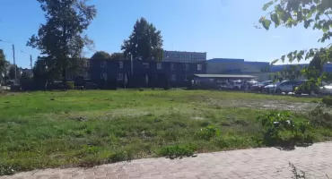 Myjnia samochodowa przy ośrodku dla niepełnosprawnych dzieci? Mieszkaniec Łowicza zaniepokojony planowaną inwestycją