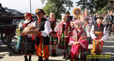 Uroczystości odpustowe i dożynki w parafii w Chruślinie (foto, film)