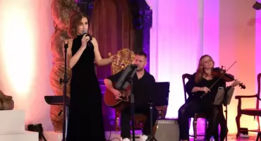 Powiat łowicki wspiera młodych artystów. Cykl koncertów otworzyła Malwina Ciesielska  (foto, film)