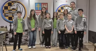 Szachowy sukces Jedynki! Dwie uczennice jadą na Olimpiadę Młodzieży (foto)
