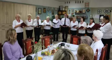 Łowicz. Klub Seniora „Radość” świętował Klubowy Dzień Seniora (foto, film)