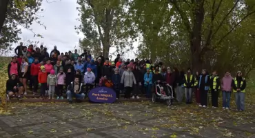 Nie liczy się wynik, tylko ruch. Parkrun w Łowiczu dla wszystkich (foto,film)