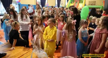 Magiczny bal w świecie bajek już niebawem w Miejskiej Bibliotece