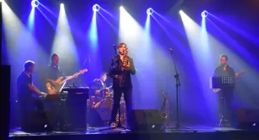 Marcin Nowakowski zaczarował publiczność w Łowickim Ośrodku Kultury (foto,film)