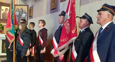Za bezpieczeństwo na torach i komfort podróży. Dziękczynna Msza za kolejarzy w Bobrownikach (foto) 