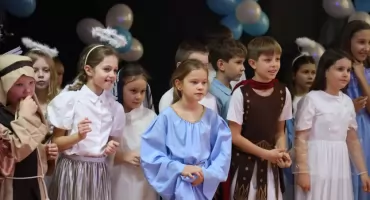 Łowicz. Bal Wszystkich Świętych w szkole pijarskiej (foto)