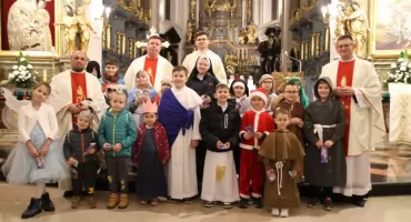 Noc Świętych w łowickiej katedrze (foto)