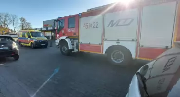 Łowicz. Zamknął się w toalecie, interweniowały służby (foto)