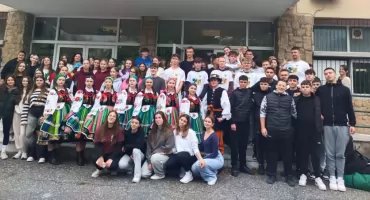 Tradycje oraz folklor Polski i Grecji - co je łączy, sprawdzali uczniowie Blichu (foto)
