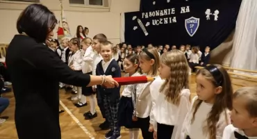 Pierwszaki z Jedynki już oficjalnie uczniami! (foto, film)