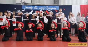 Owacje na stojąco po akademii w łowickiej Siódemce! (foto, film)